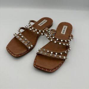 Steve Madden Skyler Sandals Women’s 7.5 Brown Studded Slip-On Square Toe‎ Slides